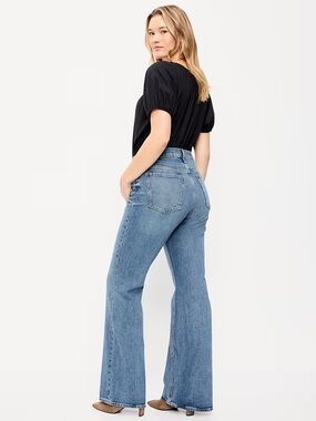 Old Navy Mid-Rise Loose Boot-Cut Jeans Size 16 Color Kyle BNWT